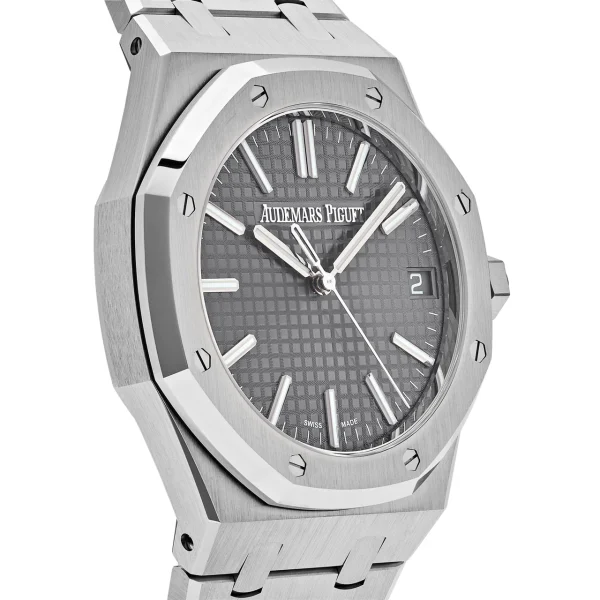 Watchbox-audemars-piguet-royal-oak-15550st-oo-1356st-03-selfwinding-stainless-steel-grey-dial-wb1q318-exclusive-4.webp Watchbox-audemars-piguet-royal-oak-15550st-oo-1356st-03-selfwinding-stainless-steel-grey-dial-wb1q318-exclusive-4.webp