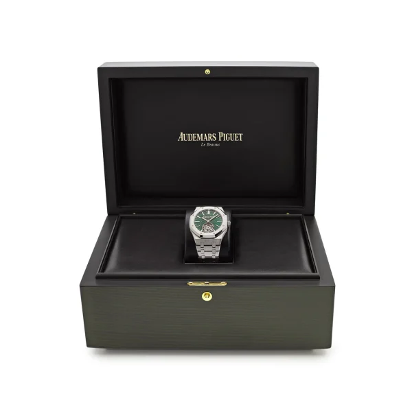 Watchbox-audemars-piguet-royal-oak-26534ti-oo-1220ti-01-selfwinding-flying-tourbillon-green-dial-limited-edition-wb4v5qo-exclusive-7.webp Watchbox-audemars-piguet-royal-oak-26534ti-oo-1220ti-01-selfwinding-flying-tourbillon-green-dial-limited-edition-wb4v5qo-exclusive-7.webp