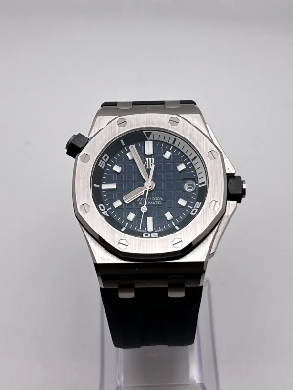 Watchbox-audemars-piguet-royal-oak-offshore-15720st-oo-a027ca-01-diver-stainless-steel-blue-dial-wbq94xj-exclusive-3.webp Watchbox-audemars-piguet-royal-oak-offshore-15720st-oo-a027ca-01-diver-stainless-steel-blue-dial-wbq94xj-exclusive-3.webp