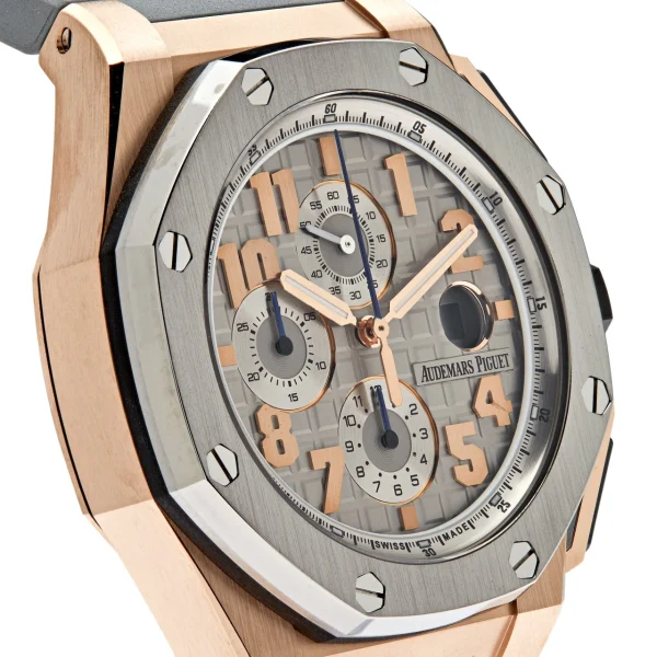 Watchbox-audemars-piguet-royal-oak-offshore-26210oi-oo-a109cr-01-chronograph-lebron-james-limited-edition-wbin9l9-exclusive-3.webp Watchbox-audemars-piguet-royal-oak-offshore-26210oi-oo-a109cr-01-chronograph-lebron-james-limited-edition-wbin9l9-exclusive-3.webp