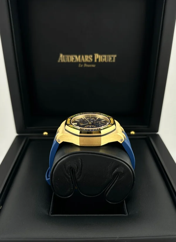 Watchbox-audemars-piguet-royal-oak-offshore-26236ba-yy-d346ca-01-yellow-gold-sapphire-dial-2023-wbf2ipb-exclusive-4.webp Watchbox-audemars-piguet-royal-oak-offshore-26236ba-yy-d346ca-01-yellow-gold-sapphire-dial-2023-wbf2ipb-exclusive-4.webp