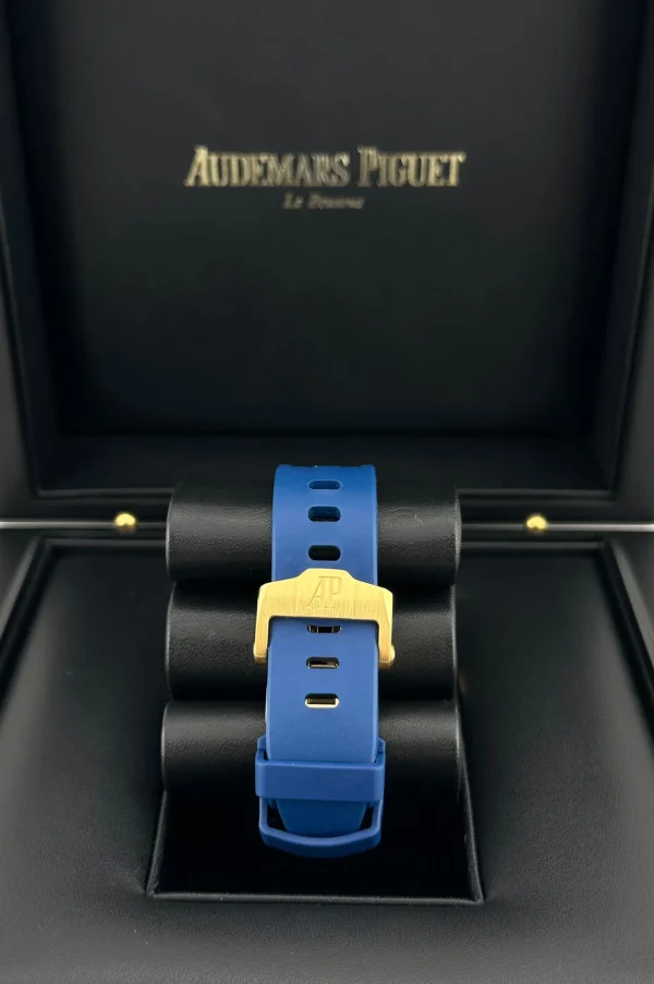 Watchbox-audemars-piguet-royal-oak-offshore-26236ba-yy-d346ca-01-yellow-gold-sapphire-dial-2023-wbf2ipb-exclusive-5.webp Watchbox-audemars-piguet-royal-oak-offshore-26236ba-yy-d346ca-01-yellow-gold-sapphire-dial-2023-wbf2ipb-exclusive-5.webp
