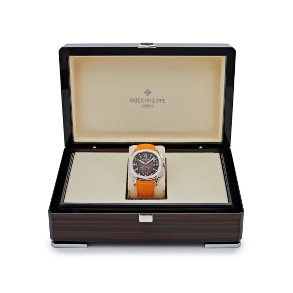 Watchbox-patek-philippe-aquanaut-chronograph-5968a-001-orange-rubber-2023-wb162p9-exclusive-6.webp Watchbox-patek-philippe-aquanaut-chronograph-5968a-001-orange-rubber-2023-wb162p9-exclusive-6.webp