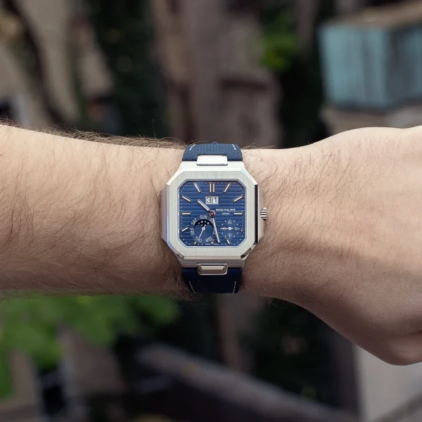 Watchbox-patek-philippe-cubitus-5822p-001-platinum-blue-dial-2024-wbn8slo-exclusive-2.webp Watchbox-patek-philippe-cubitus-5822p-001-platinum-blue-dial-2024-wbn8slo-exclusive-2.webp