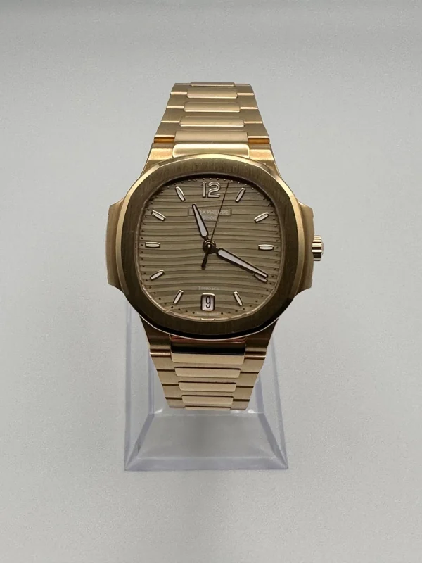 Watchbox-patek-philippe-ladies-nautilus-7118-1r-010-tiffany-co-wb1nh1r-exclusive-2.webp Watchbox-patek-philippe-ladies-nautilus-7118-1r-010-tiffany-co-wb1nh1r-exclusive-2.webp