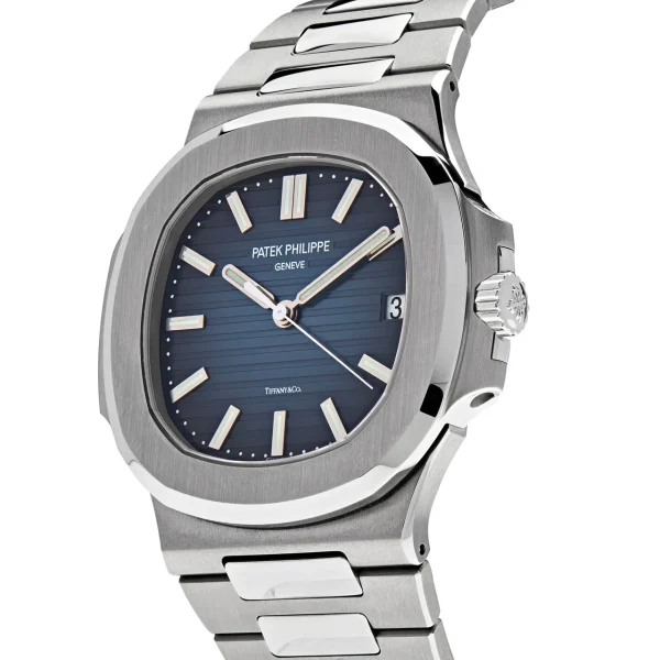 Watchbox-patek-philippe-nautilus-5711-1a-010-tiffany-co-stainless-steel-blue-dial-wbnt45q-exclusive-2.webp Watchbox-patek-philippe-nautilus-5711-1a-010-tiffany-co-stainless-steel-blue-dial-wbnt45q-exclusive-2.webp