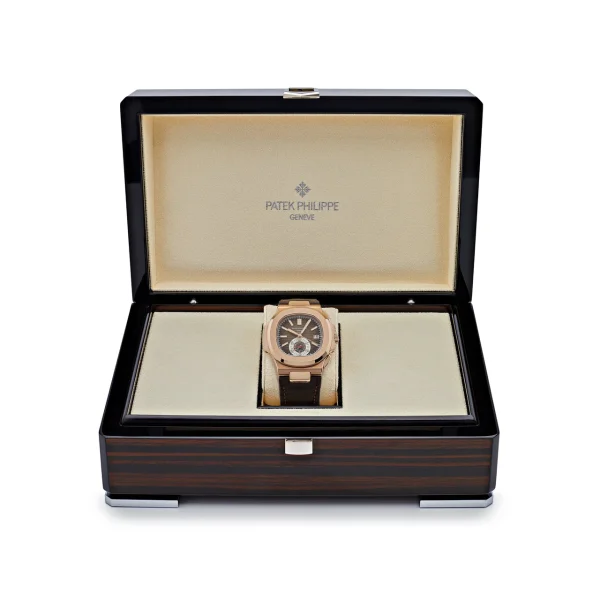 Watchbox-patek-philippe-nautilus-tiffany-co-chronograph-date-5980r-001-wboyk6s-exclusive-6.webp Watchbox-patek-philippe-nautilus-tiffany-co-chronograph-date-5980r-001-wboyk6s-exclusive-6.webp