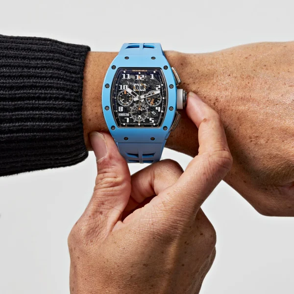 Watchbox-richard-mille-rm-011-baby-blue-ceramic-felipe-massa-last-edition-wbxligr-exclusive-2.webp Watchbox-richard-mille-rm-011-baby-blue-ceramic-felipe-massa-last-edition-wbxligr-exclusive-2.webp