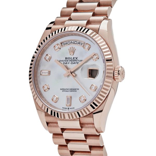 Watchbox-rolex-day-date-128235-rose-gold-mother-of-pearl-diamond-dial-wbeawr3-exclusive-4.jpg Watchbox-rolex-day-date-128235-rose-gold-mother-of-pearl-diamond-dial-wbeawr3-exclusive-4.jpg