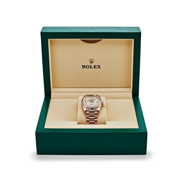 Watchbox-rolex-day-date-128235-rose-gold-mother-of-pearl-diamond-dial-wbeawr3-exclusive-7.jpg Watchbox-rolex-day-date-128235-rose-gold-mother-of-pearl-diamond-dial-wbeawr3-exclusive-7.jpg