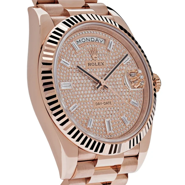 Watchbox-rolex-day-date-228235-rose-gold-baguette-diamond-paved-dial-2022-wb65psc-exclusive-4.webp Watchbox-rolex-day-date-228235-rose-gold-baguette-diamond-paved-dial-2022-wb65psc-exclusive-4.webp