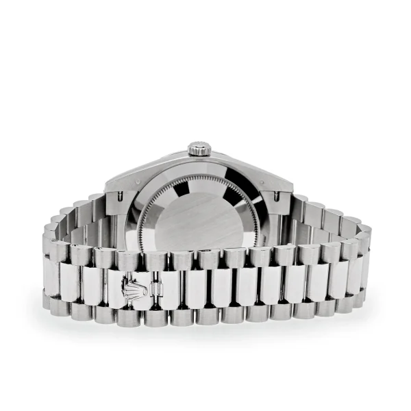 Watchbox-rolex-day-date-228349rbr-white-gold-black-dial-diamond-bezel-wbpix6f-exclusive-6.webp Watchbox-rolex-day-date-228349rbr-white-gold-black-dial-diamond-bezel-wbpix6f-exclusive-6.webp