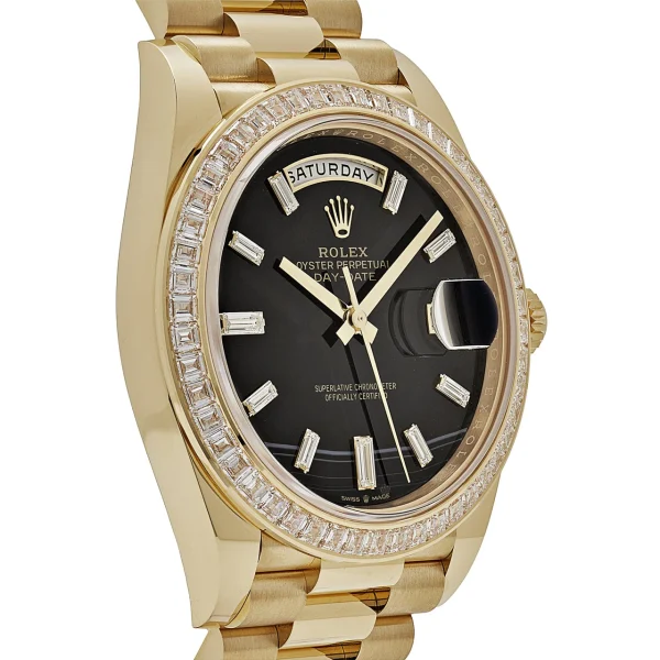 Watchbox-rolex-day-date-228398tbr-yellow-gold-onyx-baguette-diamond-dial-baguette-bezel-wb55u1y-exclusive-4.webp Watchbox-rolex-day-date-228398tbr-yellow-gold-onyx-baguette-diamond-dial-baguette-bezel-wb55u1y-exclusive-4.webp