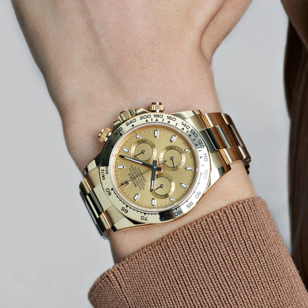Watchbox-rolex-daytona-116508-yellow-gold-champagne-dial-2022-wb5249g-exclusive-2.webp Watchbox-rolex-daytona-116508-yellow-gold-champagne-dial-2022-wb5249g-exclusive-2.webp