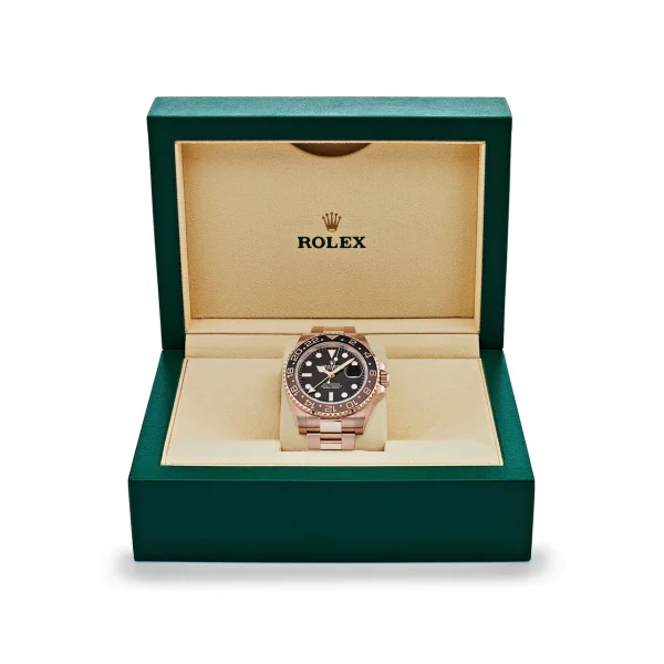 Watchbox-rolex-gmt-master-ii-126715chnr-root-beer-rose-gold-black-dial-2023-wb42uq6-exclusive-7.webp Watchbox-rolex-gmt-master-ii-126715chnr-root-beer-rose-gold-black-dial-2023-wb42uq6-exclusive-7.webp