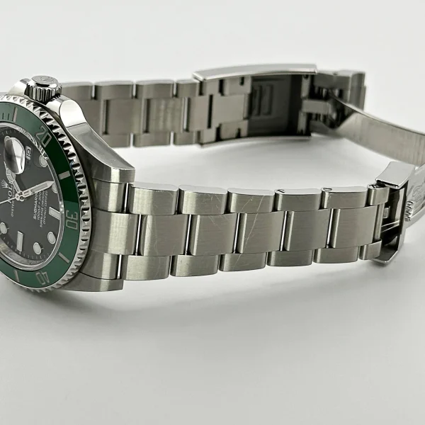 Watchbox-rolex-submariner-date-126610lv-starbucks-stainless-steel-black-dial-2021-wbgw8fb-exclusive-9.webp Watchbox-rolex-submariner-date-126610lv-starbucks-stainless-steel-black-dial-2021-wbgw8fb-exclusive-9.webp